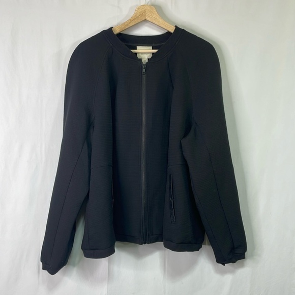 🔱 Sejour black quilted mandarin collar, zip front jacket